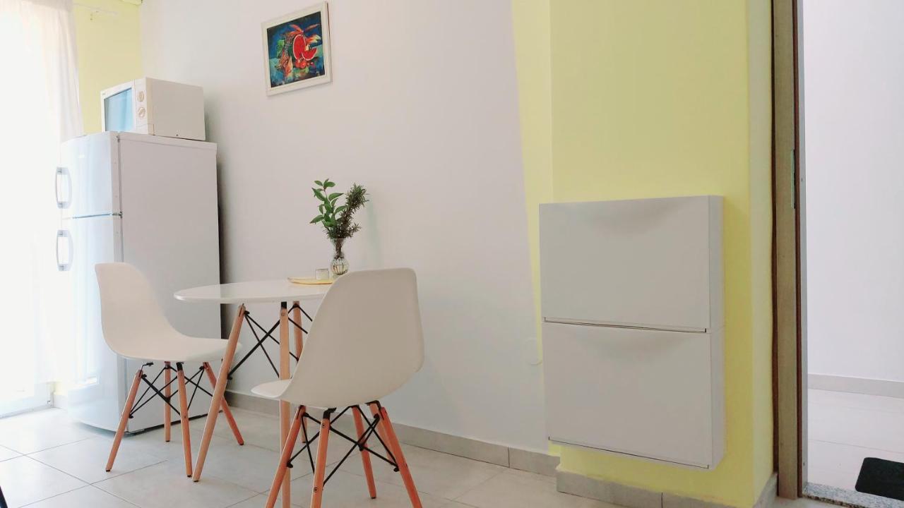 Apartments Lidija 乌马格 外观 照片